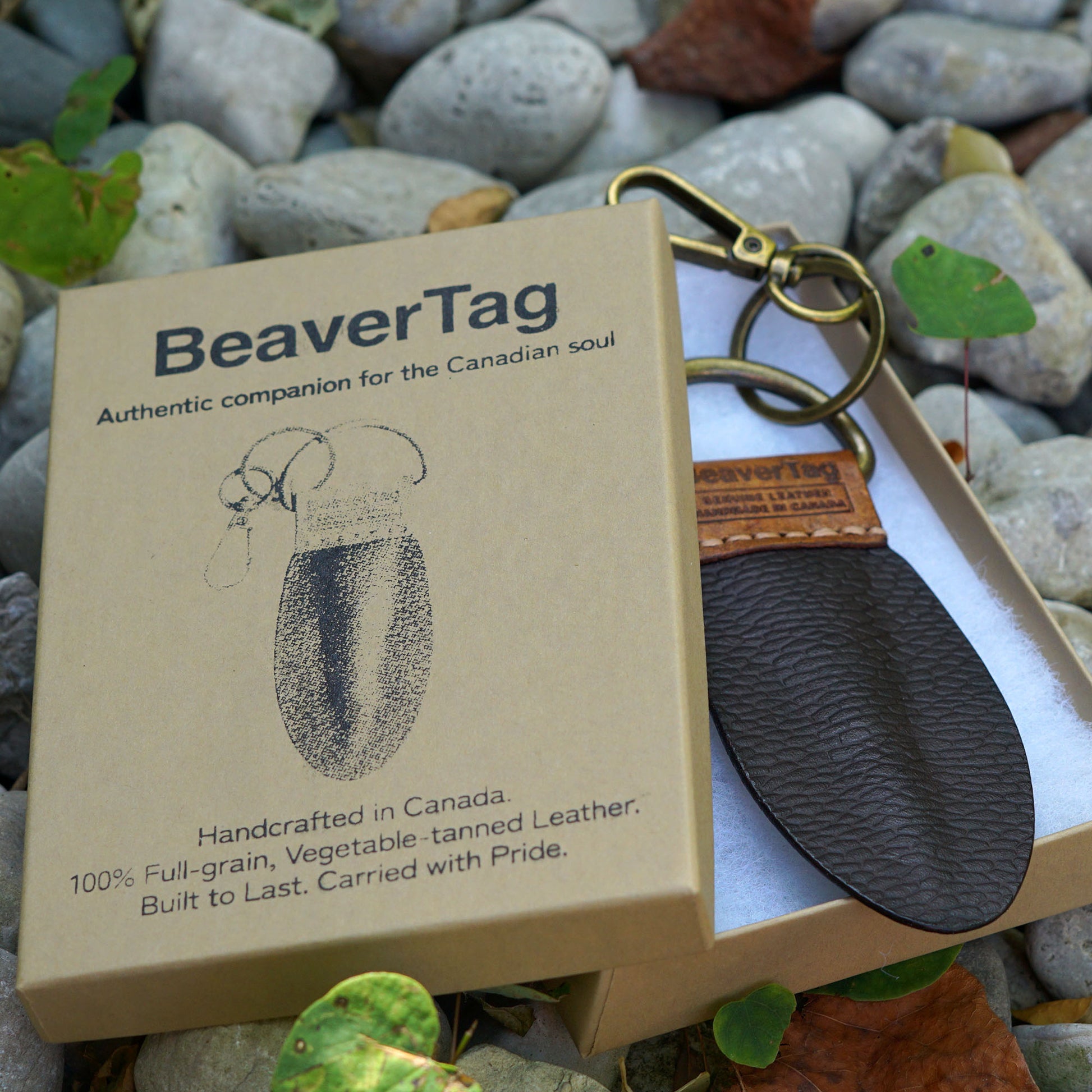 BeaverTag is an excellent Canadian gift that comes in It comes in eco-friendly packaging. Made in Canada and celebrating Canada's national symbol.