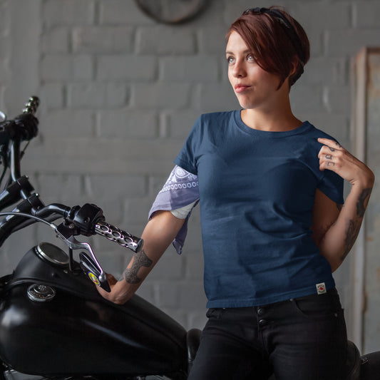 Navy Organic Cotton T Shirt – Minimalist Canadian Made Tee